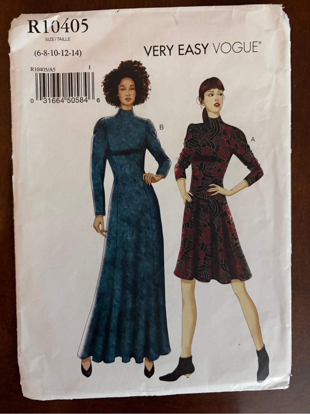 Very Easy Vogue Pattern V9264/R10405 for Misses’ Dress